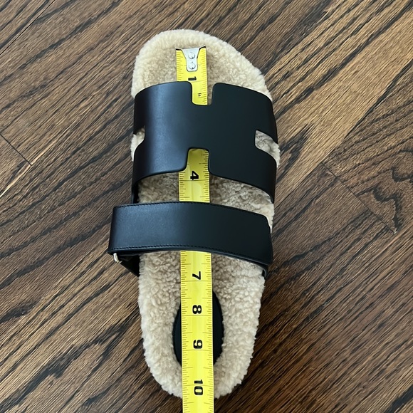 GUARANTEED AUTHENTIC!!! Hermes Chypre Shearling Slide Size 41 - Picture 9 of 10